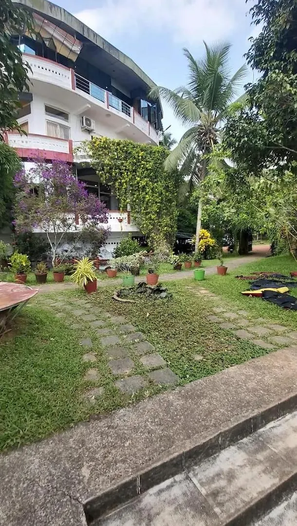 Hotel Silent River Resort Thalayolaparambu